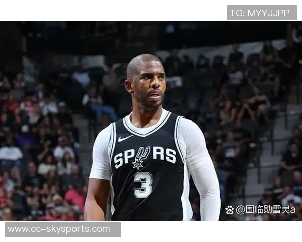 保罗四十岁仍展现控卫风采影响力令人赞叹不已 保罗四十岁仍展现控卫风采影响力令人赞叹不已