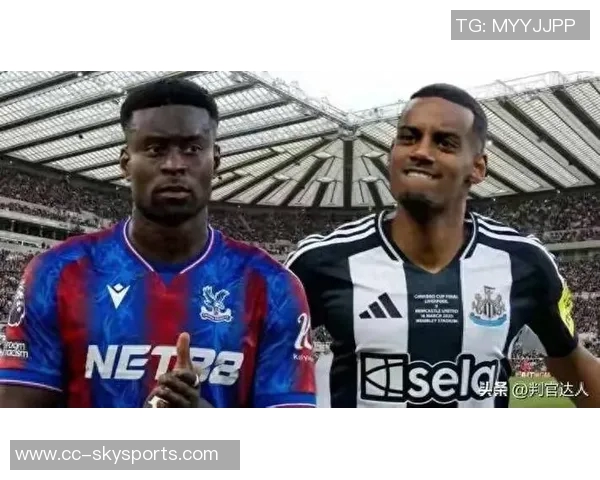 迪福分析认为埃基蒂克更适合担任红军9号位超越伊萨克 迪福分析认为埃基蒂克更适合担任红军9号位超越伊萨克