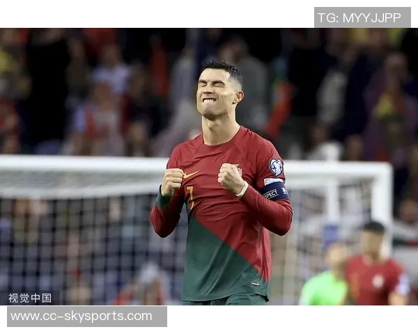 塞梅多传中C罗错失良机做出遗憾手势只差一点就能进球 塞梅多传中C罗错失良机做出遗憾手势只差一点就能进球