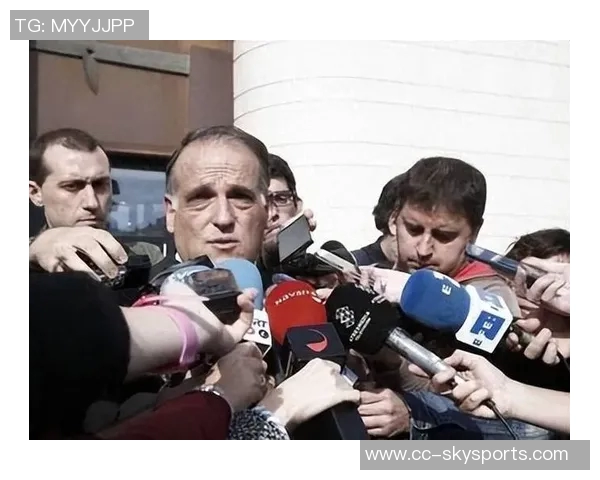 巴萨请求西班牙足协暂缓征召刚复出的伯纳尔以保护其健康 巴萨请求西班牙足协暂缓征召刚复出的伯纳尔以保护其健康