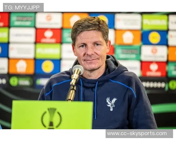 格拉斯纳谈战术选择强调适合性442阵型是他心中的最佳选择 格拉斯纳谈战术选择强调适合性442阵型是他心中的最佳选择