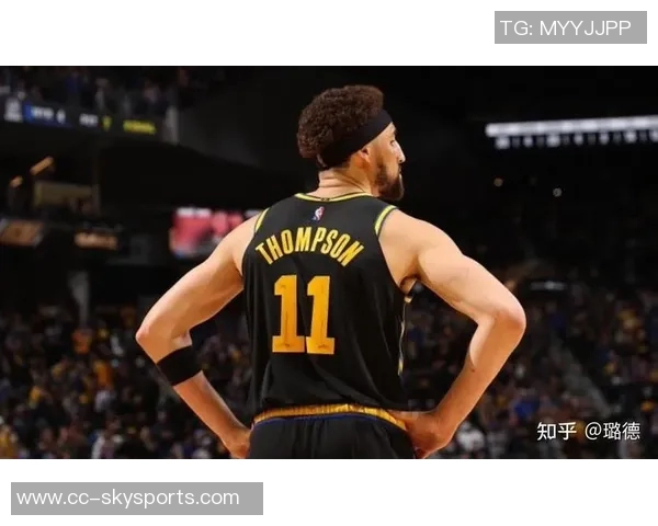 克莱状态低迷半场表现惨淡仅得3分4篮板1助攻