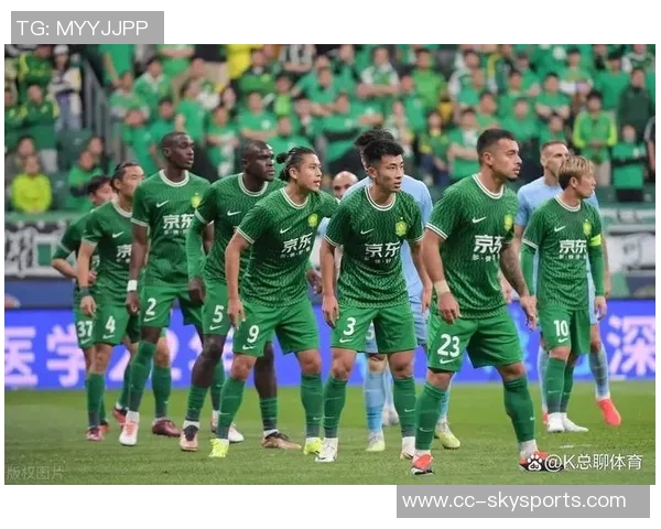 近600名国安球迷远征亚冠客场热情助威气氛火爆几乎反转主场优势