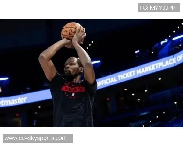 杜兰特强调申京的重要性期待他在内线突破和三分投射中发挥更大作用 杜兰特强调申京的重要性期待他在内线突破和三分投射中发挥更大作用