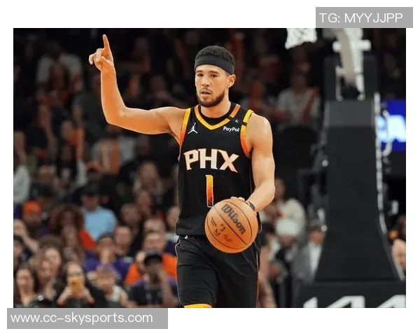 布克强调新三巨头需稳步前行吸取教训避免重蹈覆辙