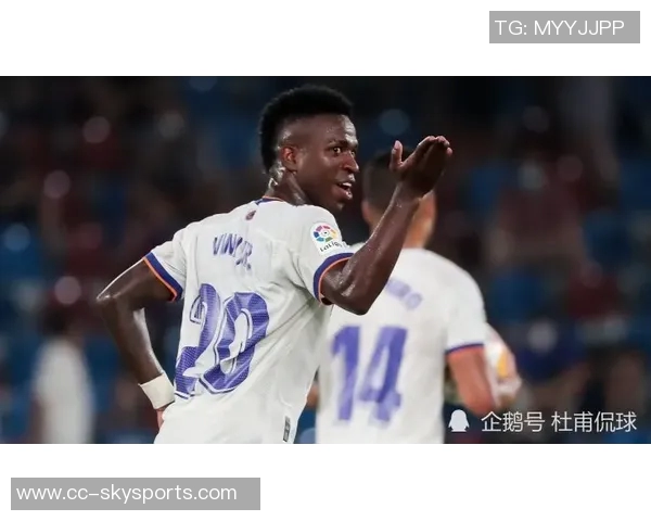 安切洛蒂训练排出424阵型维尼修斯与罗德里戈携手锋线争胜 安切洛蒂训练排出424阵型维尼修斯与罗德里戈携手锋线争胜