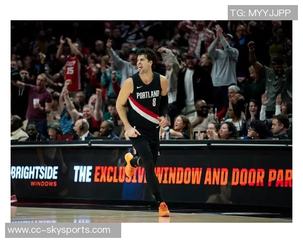 开拓者官方发布海报庆祝阿夫迪亚卡马拉霍勒迪入选ESPN前100球员 开拓者官方发布海报庆祝阿夫迪亚卡马拉霍勒迪入选ESPN前100球员