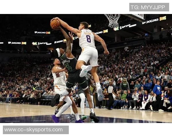 太阳主帅透露吉莱斯皮背部不适因谨慎未让其多上场 太阳主帅透露吉莱斯皮背部不适因谨慎未让其多上场